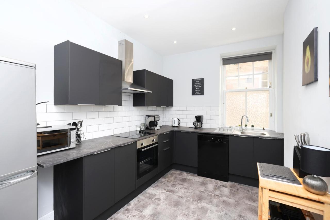 Stunning 2 Bed Apt Nr The Royal Mile & The Castle Эдинбург Экстерьер фото