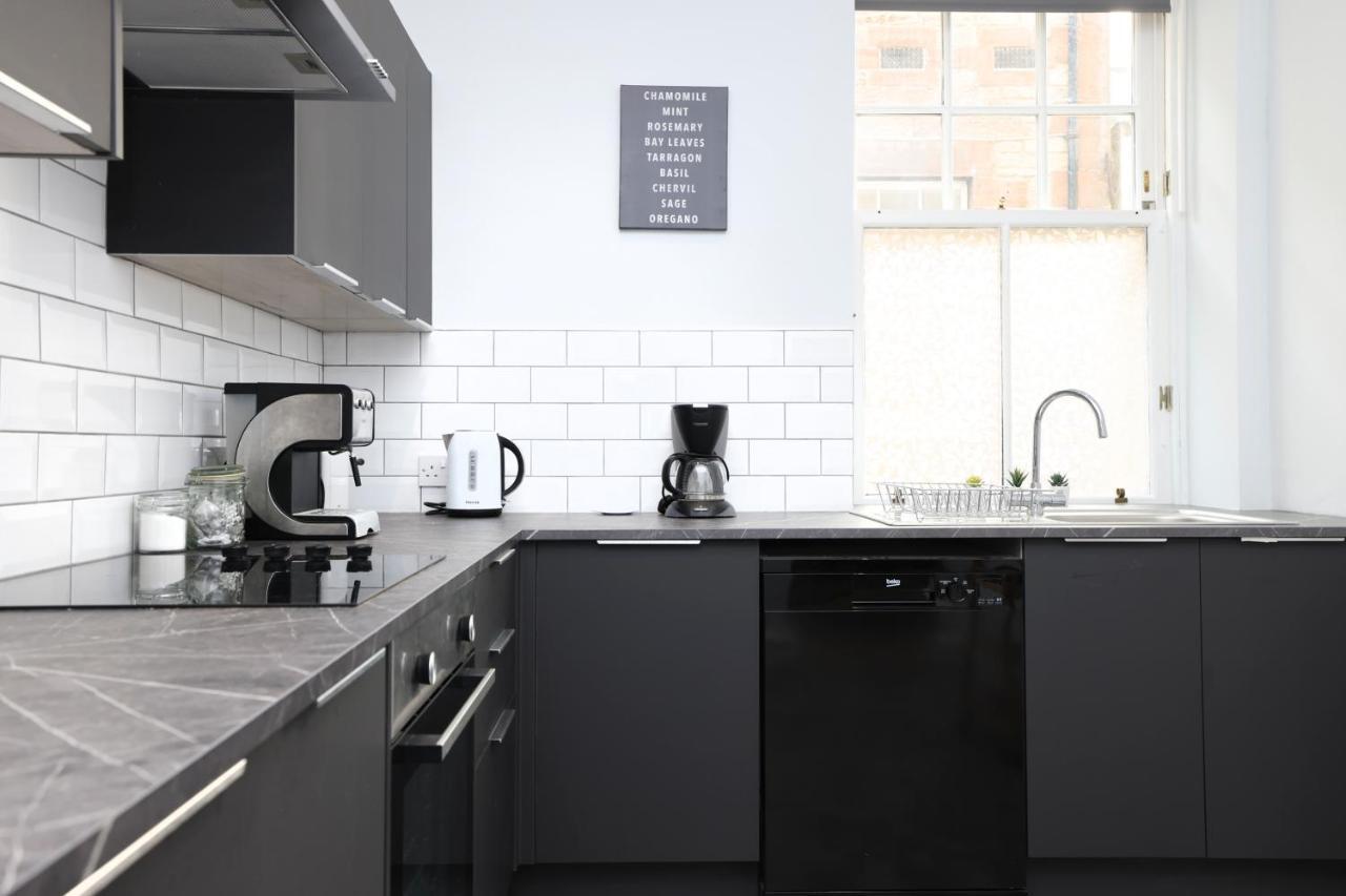 Stunning 2 Bed Apt Nr The Royal Mile & The Castle Эдинбург Экстерьер фото