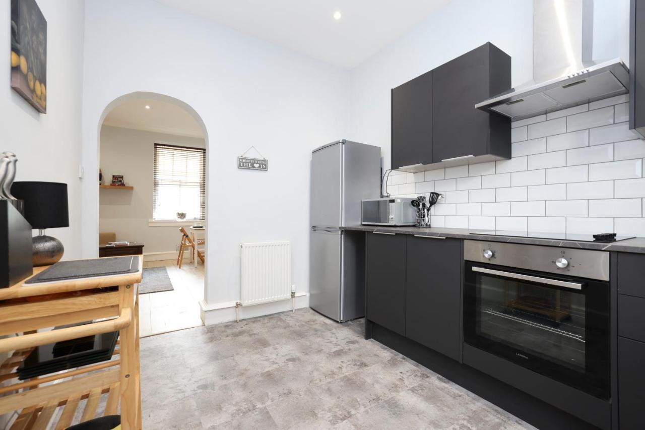 Stunning 2 Bed Apt Nr The Royal Mile & The Castle Эдинбург Экстерьер фото